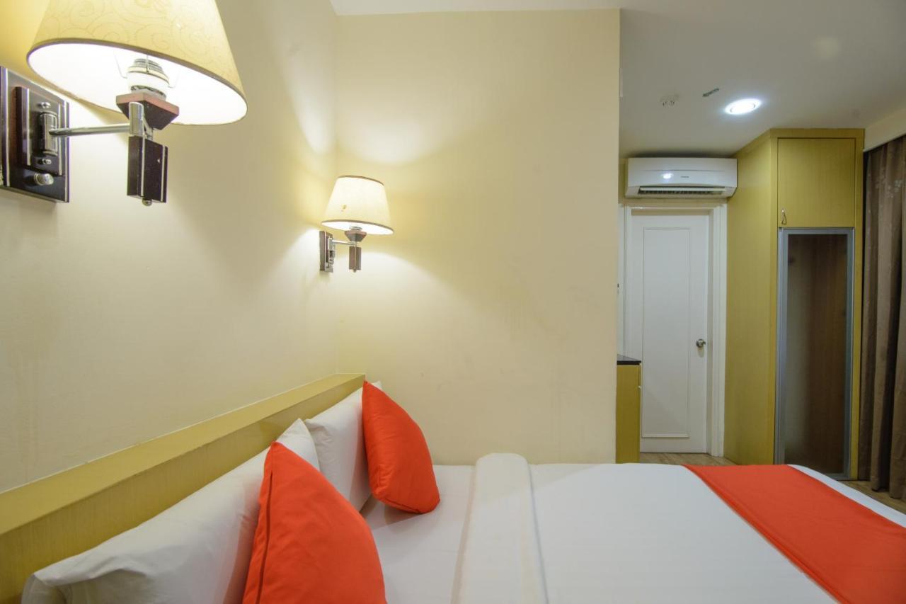 Oyo 371 Grand Eastern Hotel