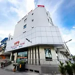 Oyo 371 Grand Eastern Hotel